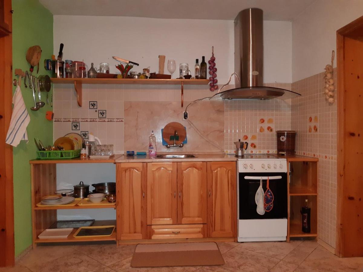 Къща Томови,Стаи За Гости デヴィン エクステリア 写真