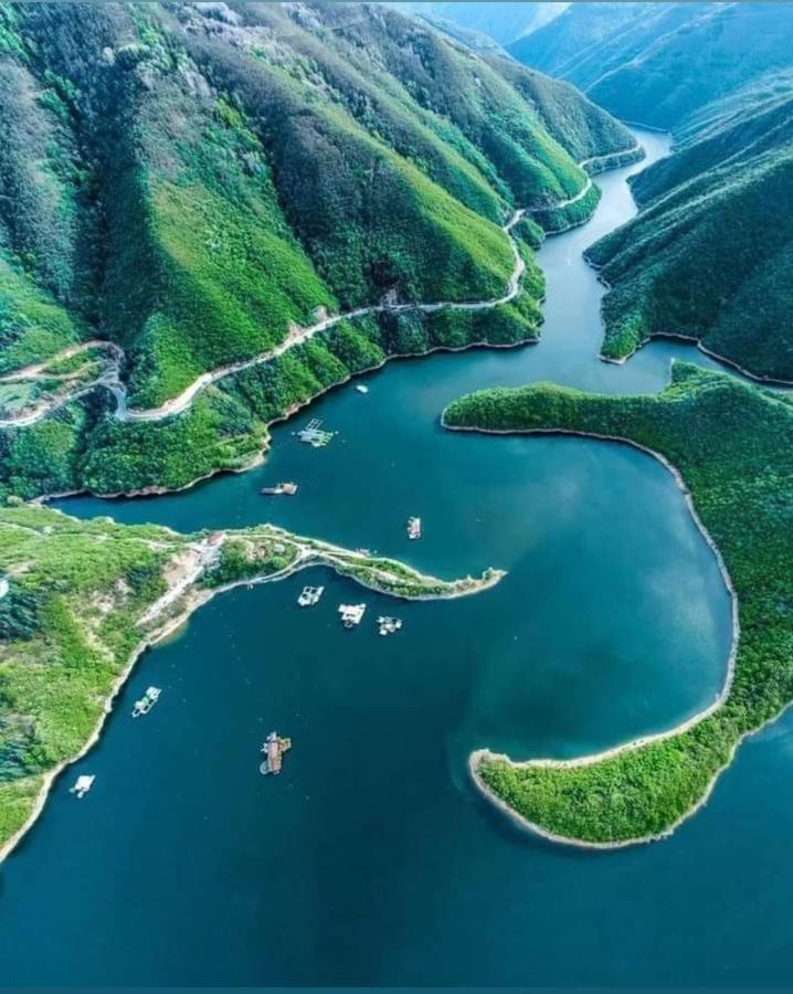 Къща Томови,Стаи За Гости デヴィン エクステリア 写真